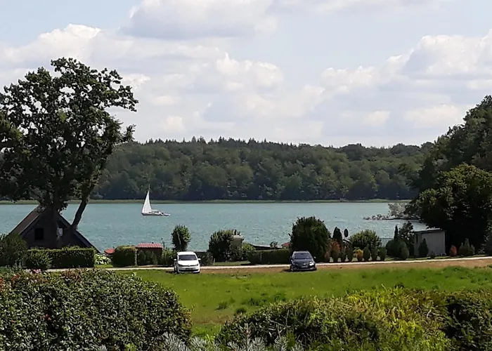 Uwes Seeblick Schwarz (Mecklenburgische Seenplatte)
